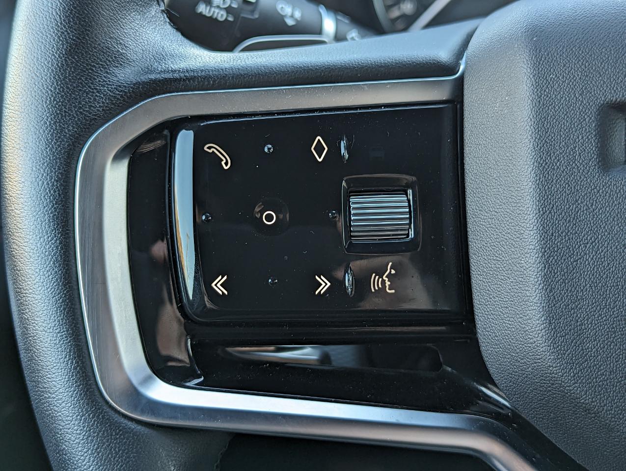 Land Rover Discovery Sport SE R-Dynamic 4WD 2023