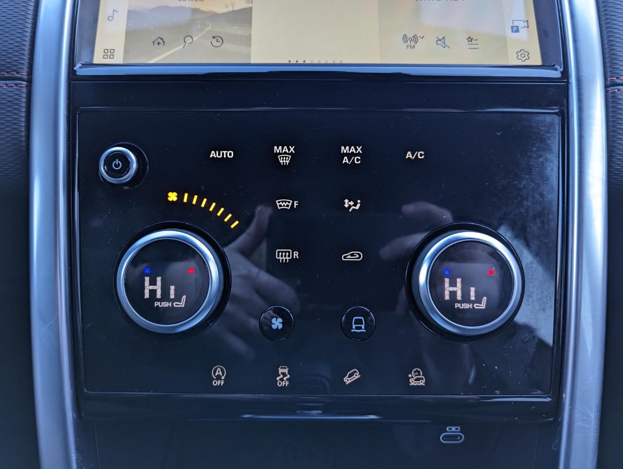 Land Rover Discovery Sport SE R-Dynamic 4WD 2023