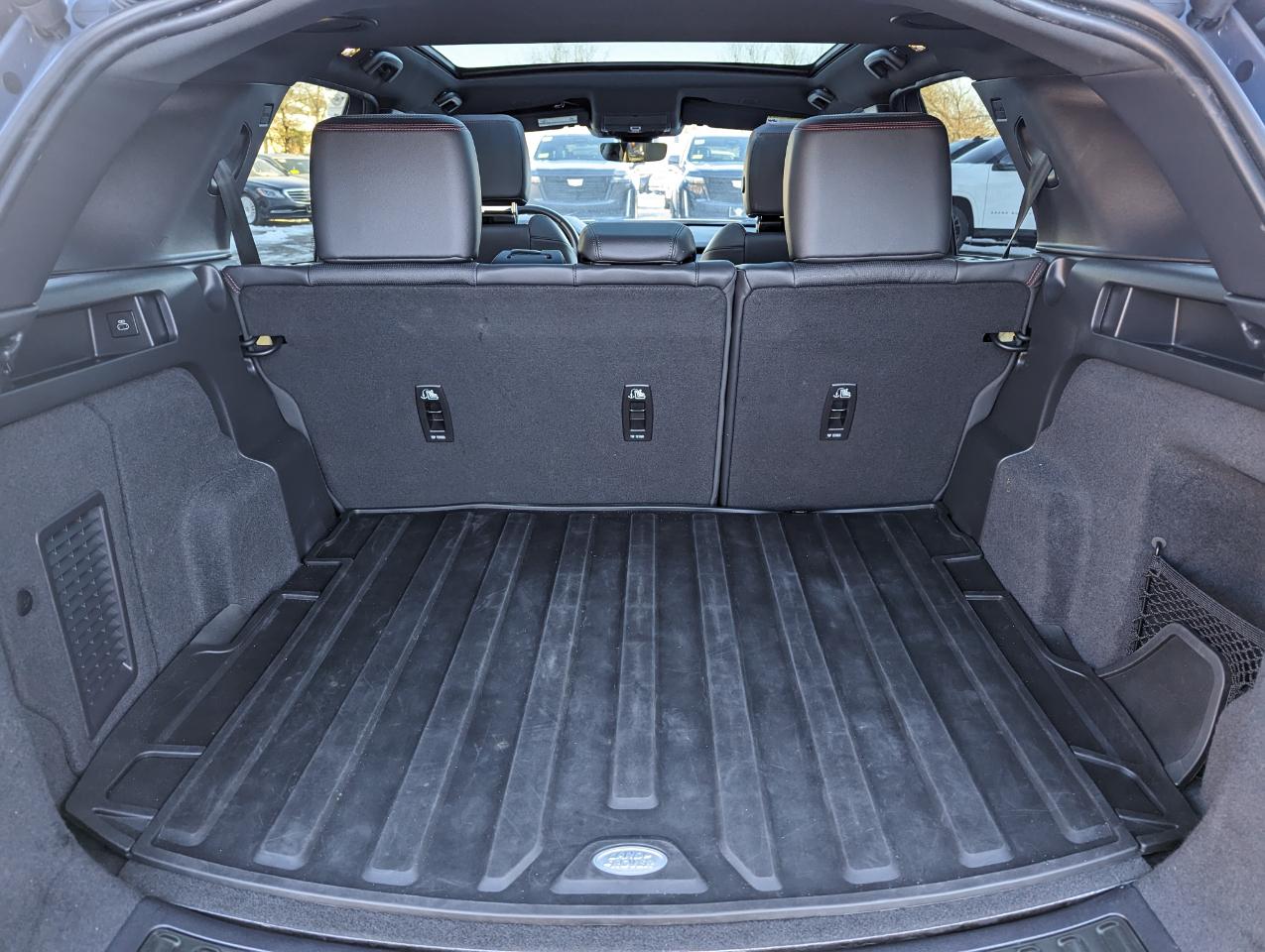 Land Rover Discovery Sport SE R-Dynamic 4WD 2023