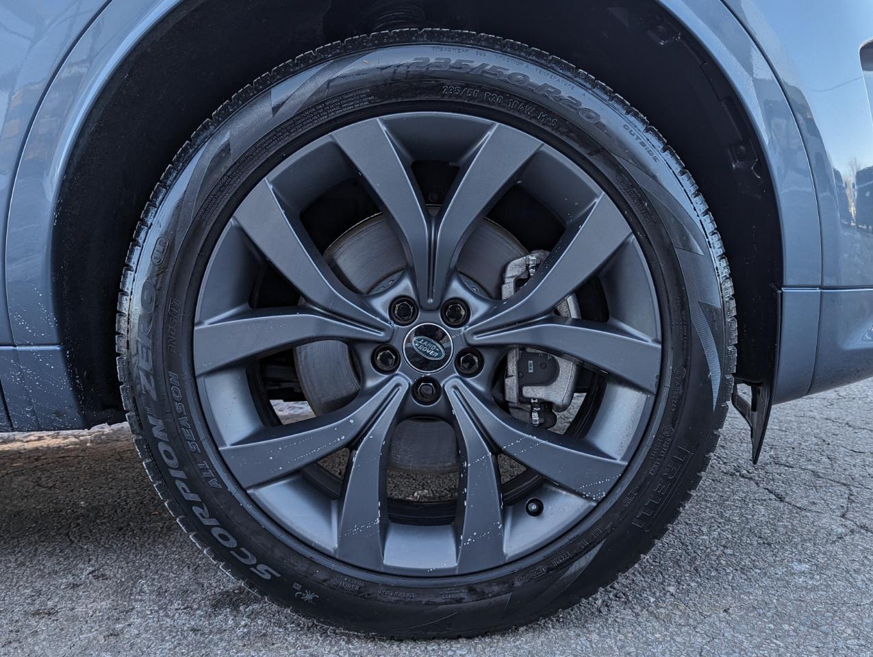 Land Rover Discovery Sport SE R-Dynamic 4WD 2023