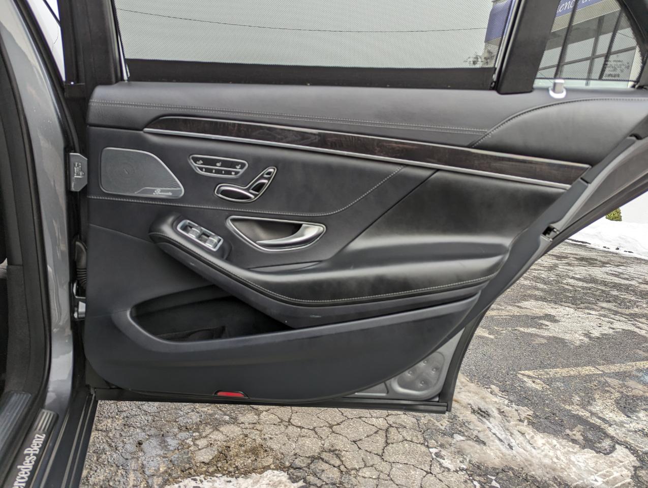 Mercedes-Benz S-Class S 560 4MATIC Sedan 2019