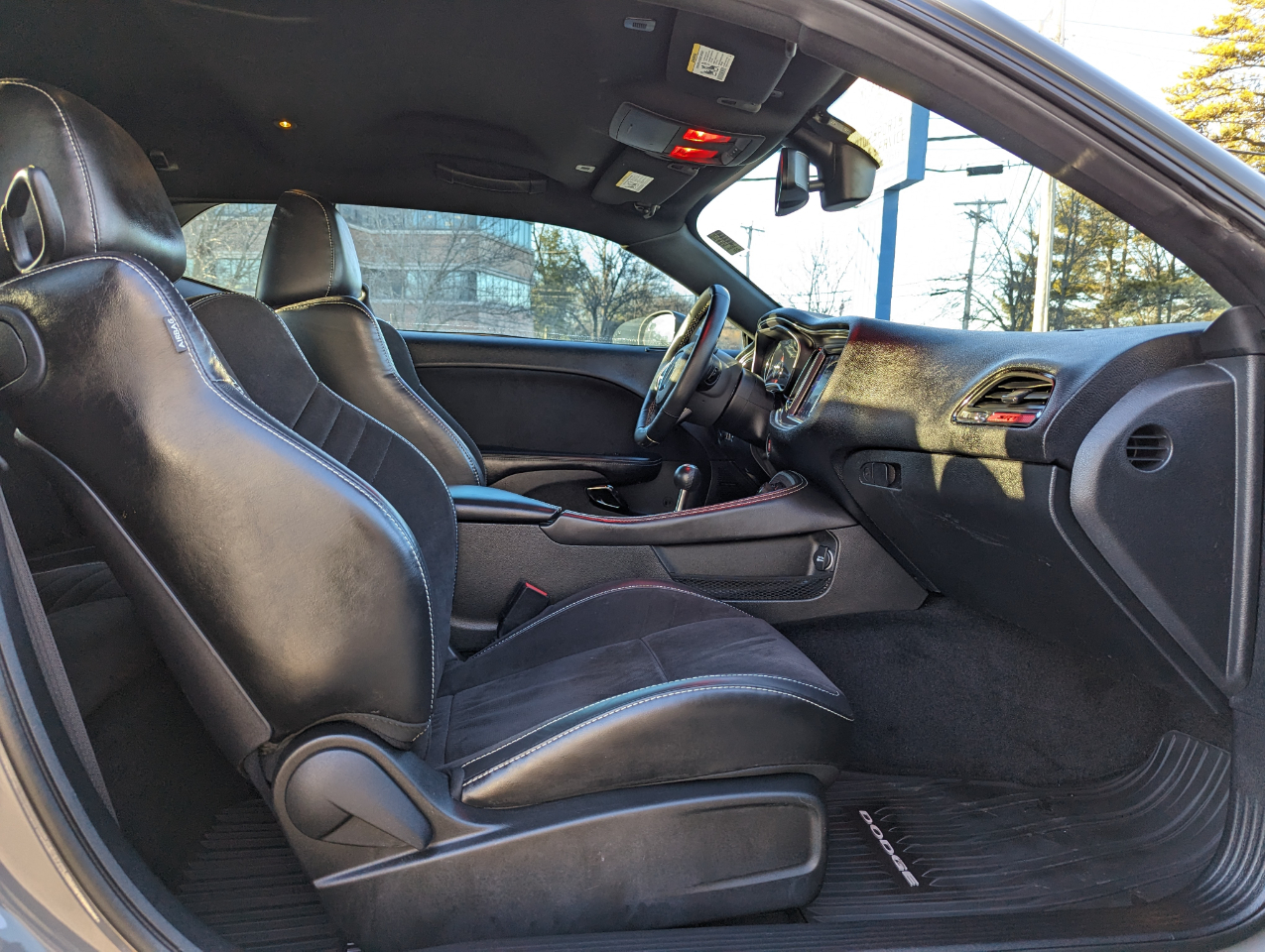 Dodge Challenger SRT Hellcat RWD 2018