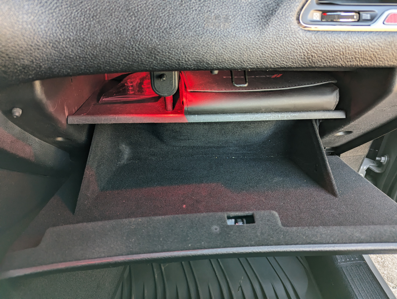 Dodge Challenger SRT Hellcat RWD 2018