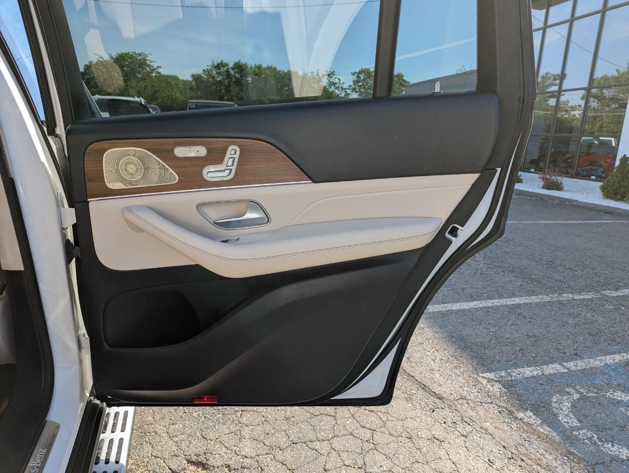 Mercedes-Benz GLS GLS 450 4MATIC SUV 2022