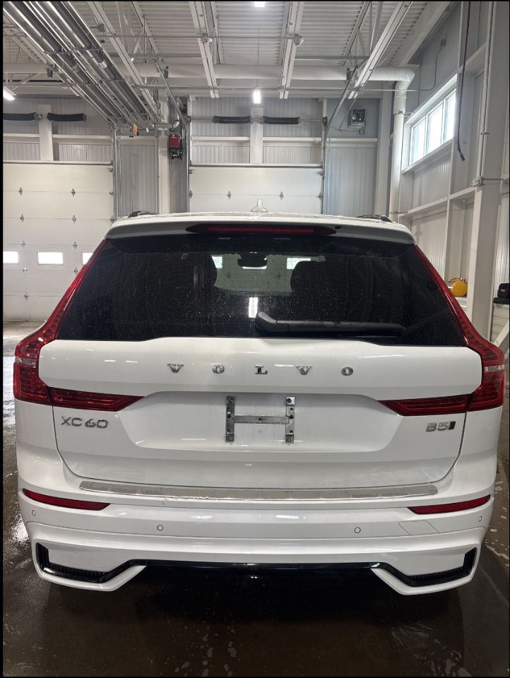 Volvo XC60 B5 AWD R-Design 2022