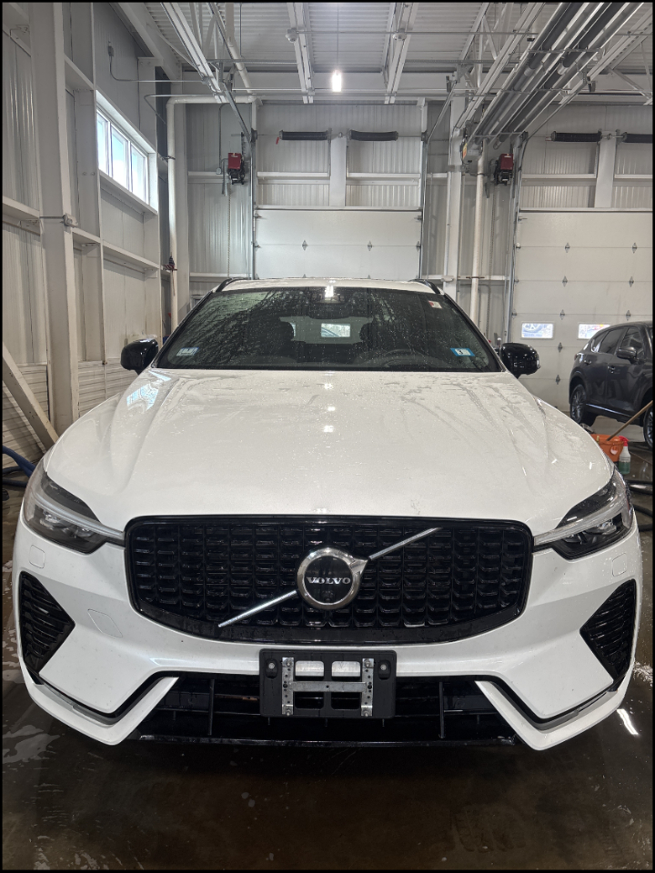 Volvo XC60 B5 AWD R-Design 2022