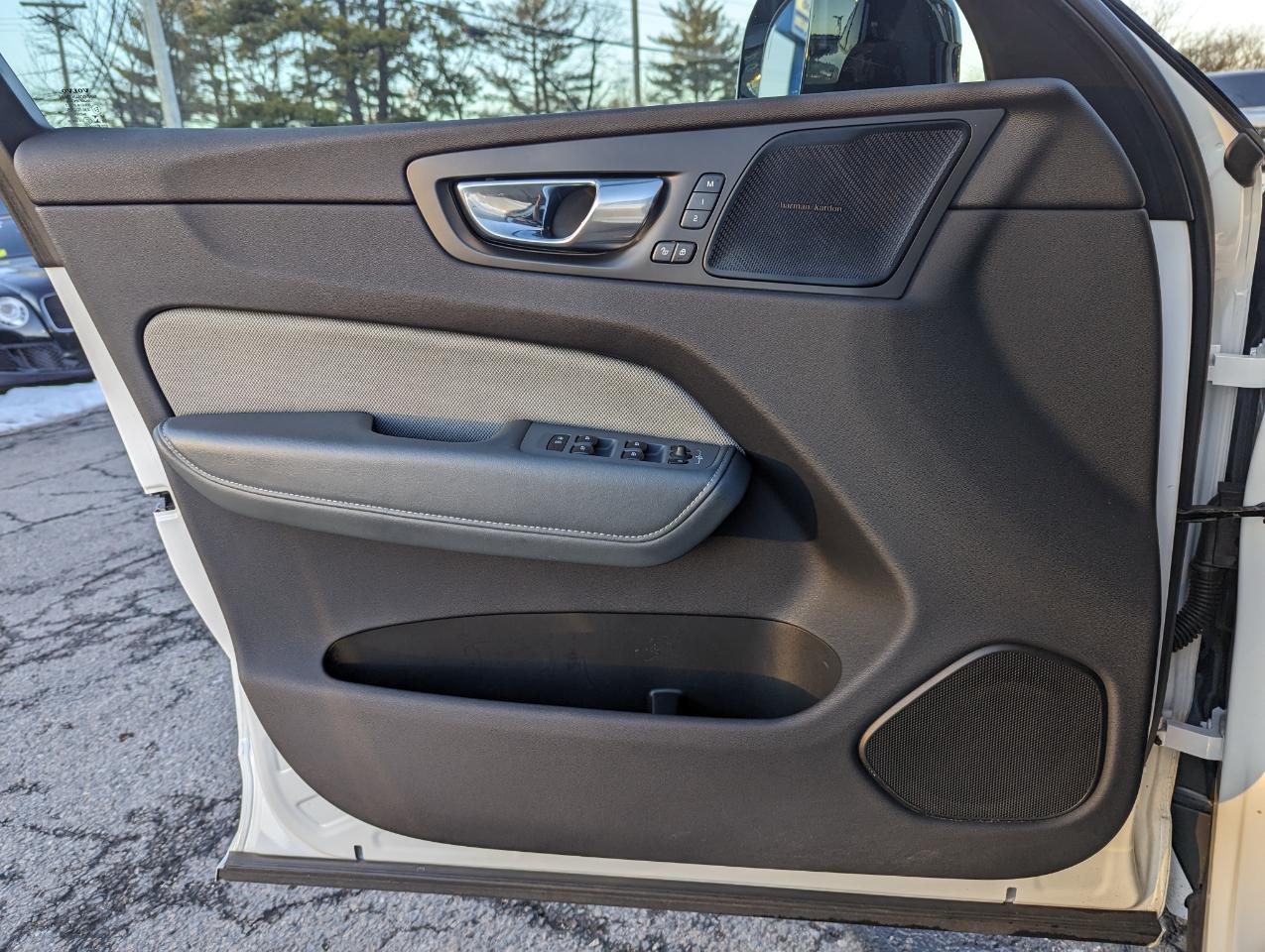 Volvo XC60 B5 AWD R-Design 2022