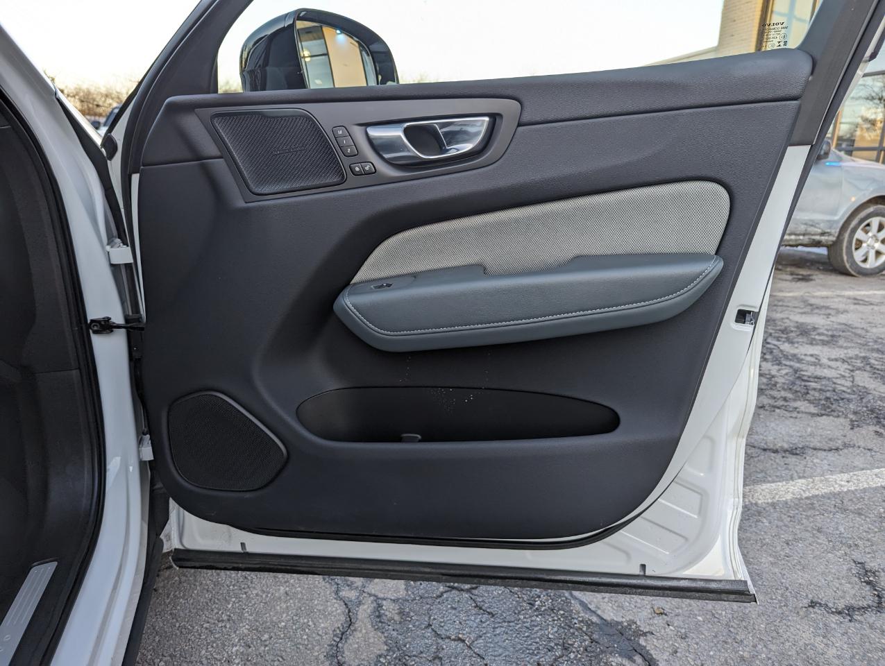 Volvo XC60 B5 AWD R-Design 2022