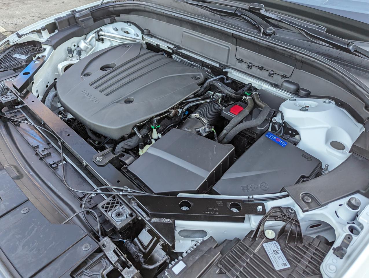 Volvo XC60 B5 AWD R-Design 2022