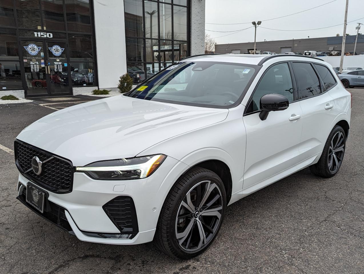 Volvo XC60 B5 AWD R-Design 2022