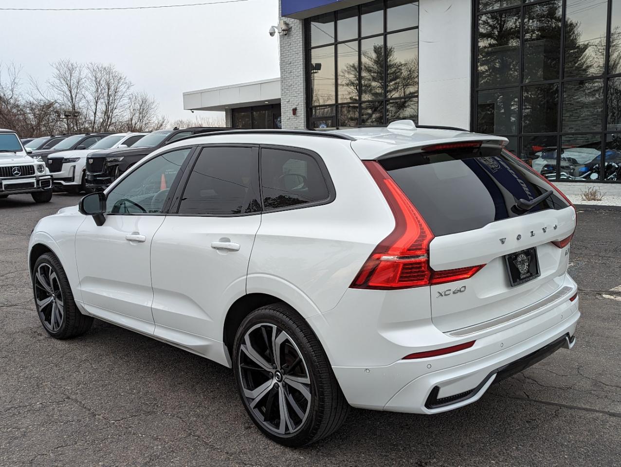 Volvo XC60 B5 AWD R-Design 2022