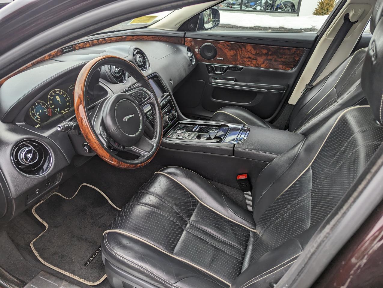 Jaguar XJ XJ R-Sport AWD 2019