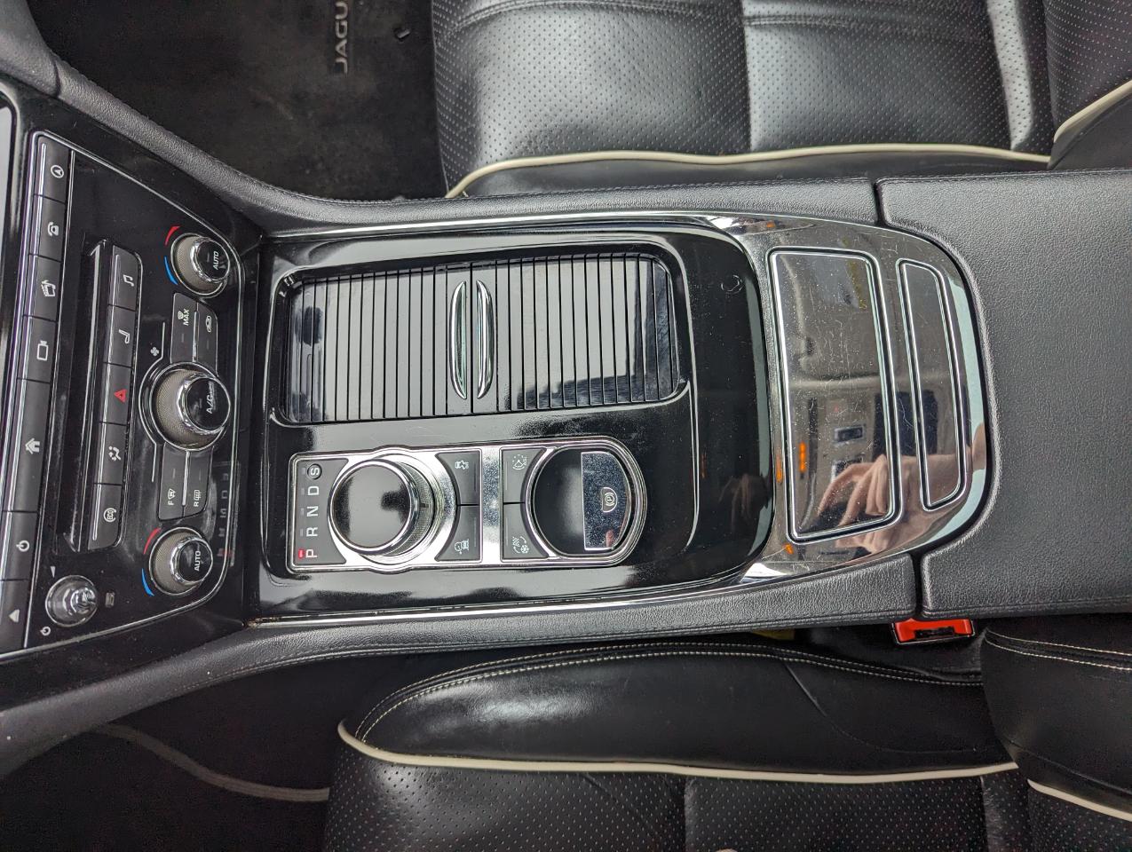 Jaguar XJ XJ R-Sport AWD 2019