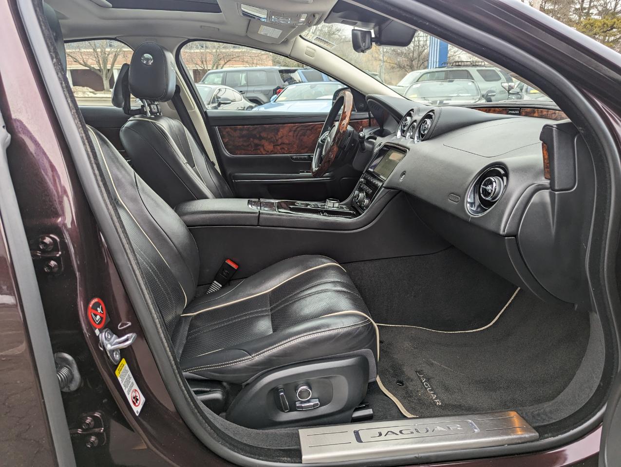 Jaguar XJ XJ R-Sport AWD 2019