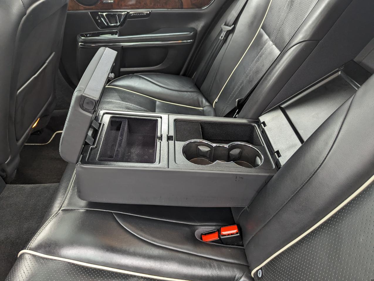 Jaguar XJ XJ R-Sport AWD 2019