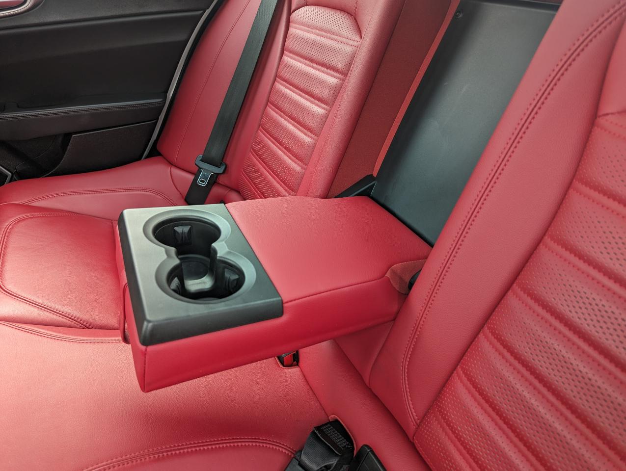 Alfa Romeo Giulia Veloce AWD 2022