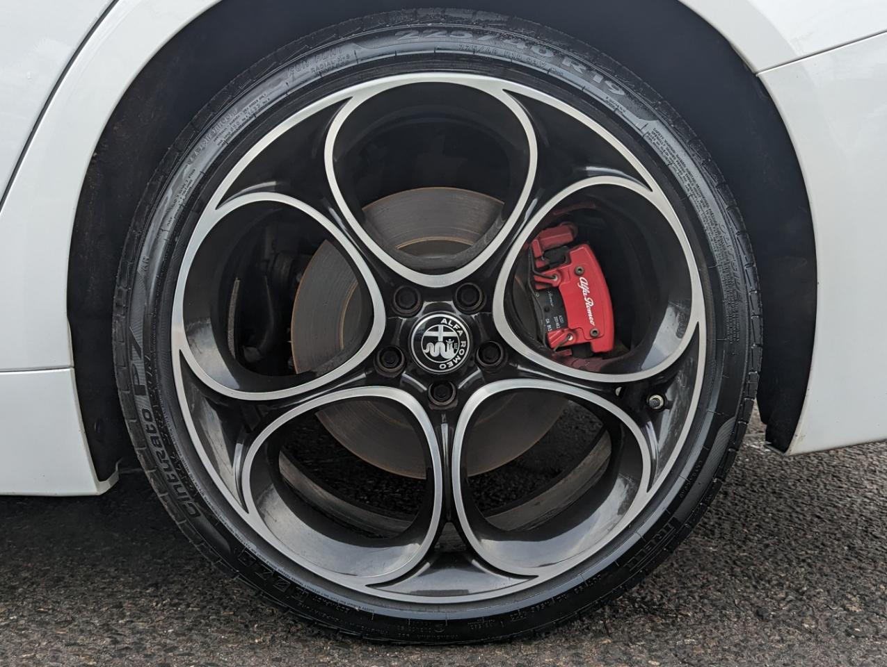 Alfa Romeo Giulia Veloce AWD 2022