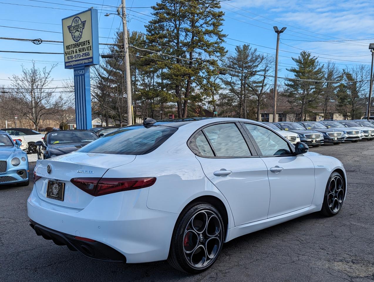 Alfa Romeo Giulia Veloce AWD 2022