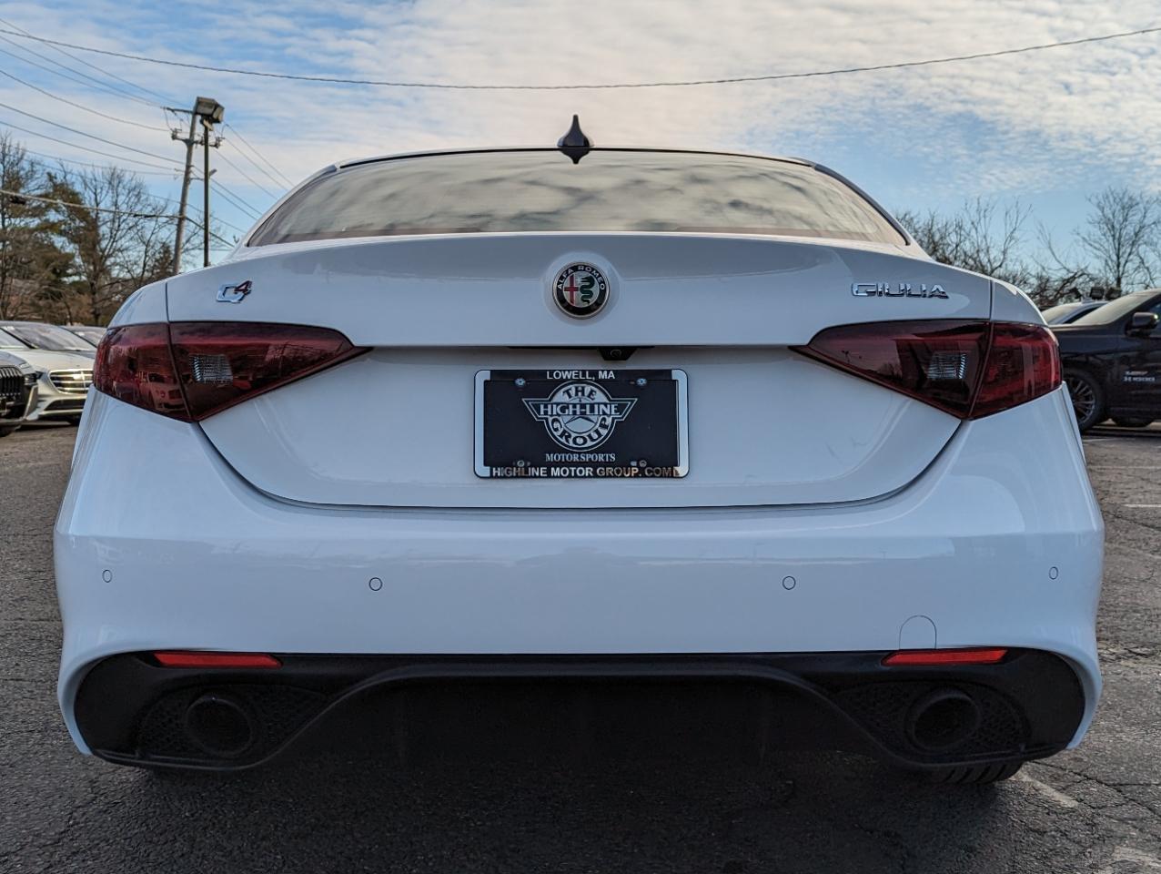 Alfa Romeo Giulia Veloce AWD 2022