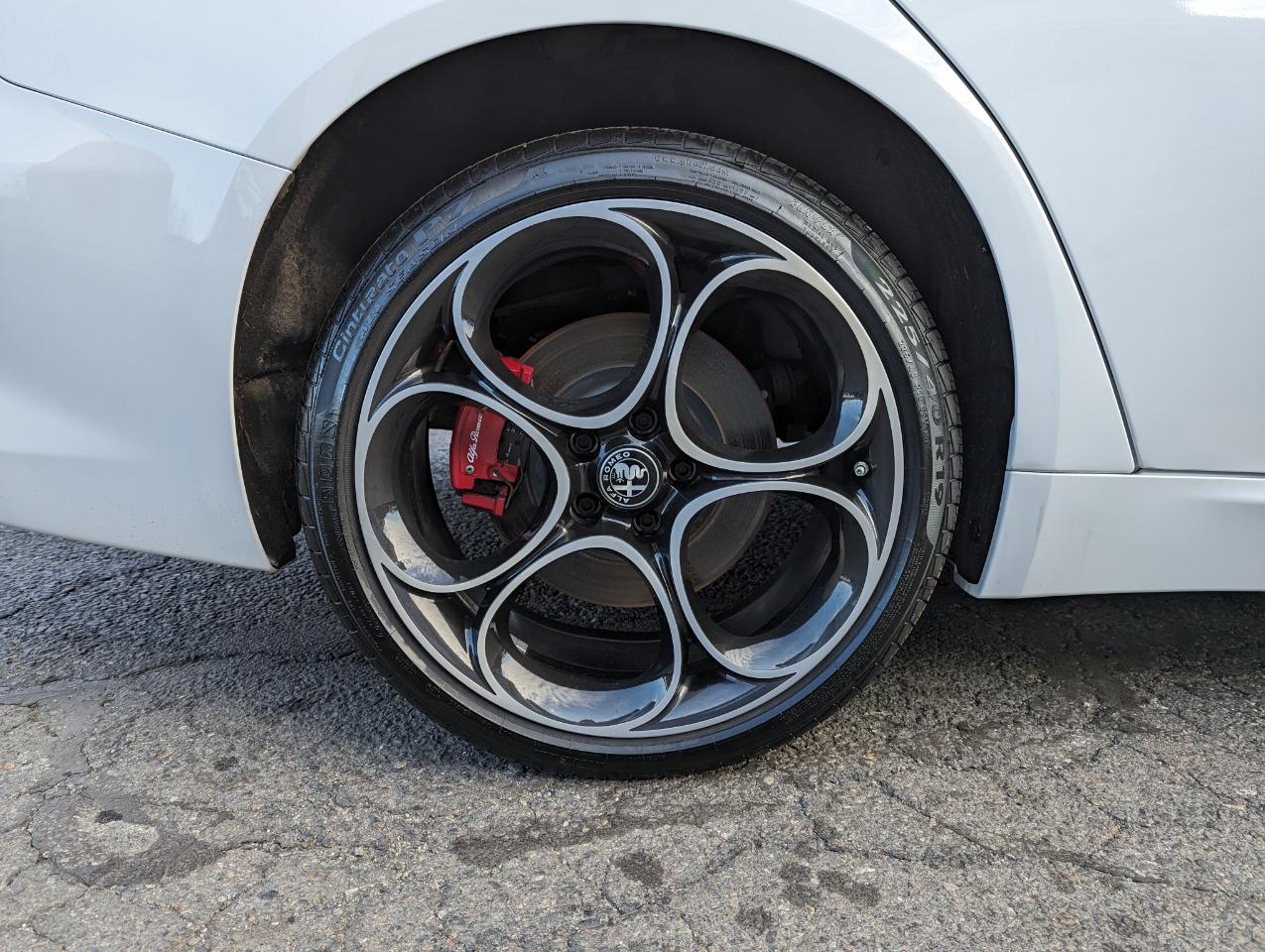 Alfa Romeo Giulia Veloce AWD 2022