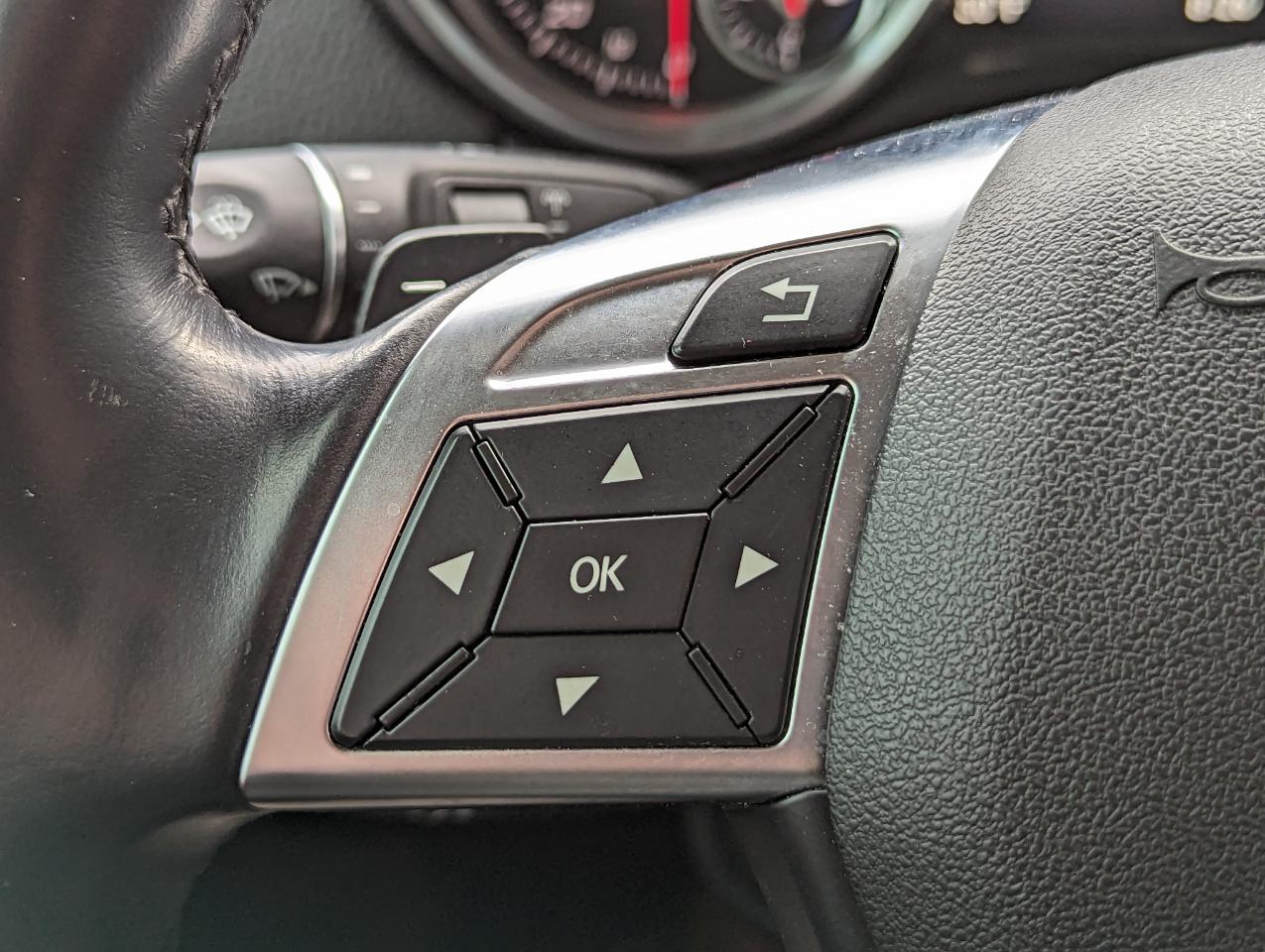 Mercedes-Benz G-Class 4MATIC 4dr G 550 2016