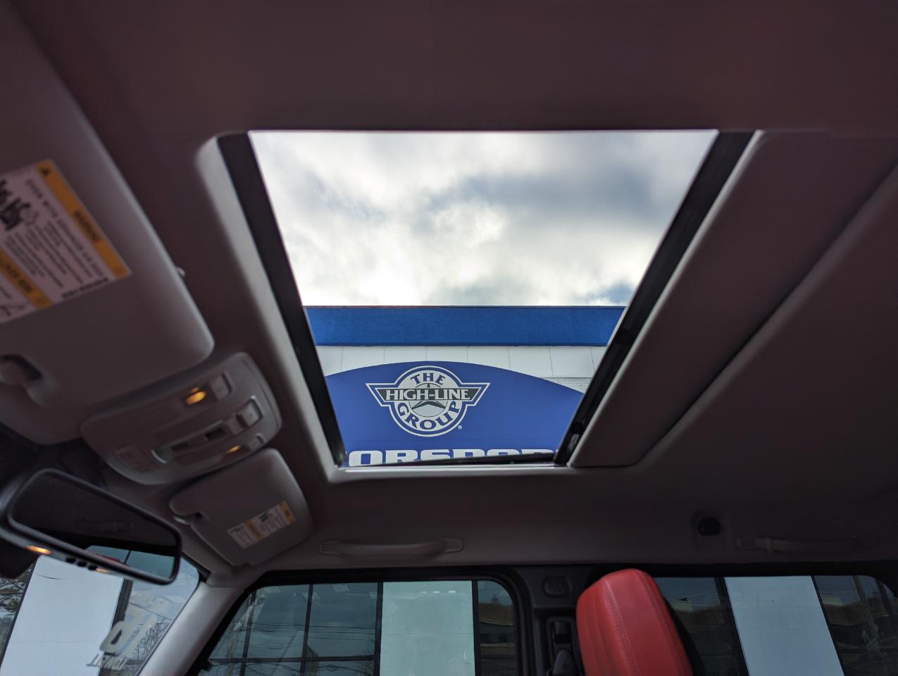 Mercedes-Benz G-Class 4MATIC 4dr G 550 2016