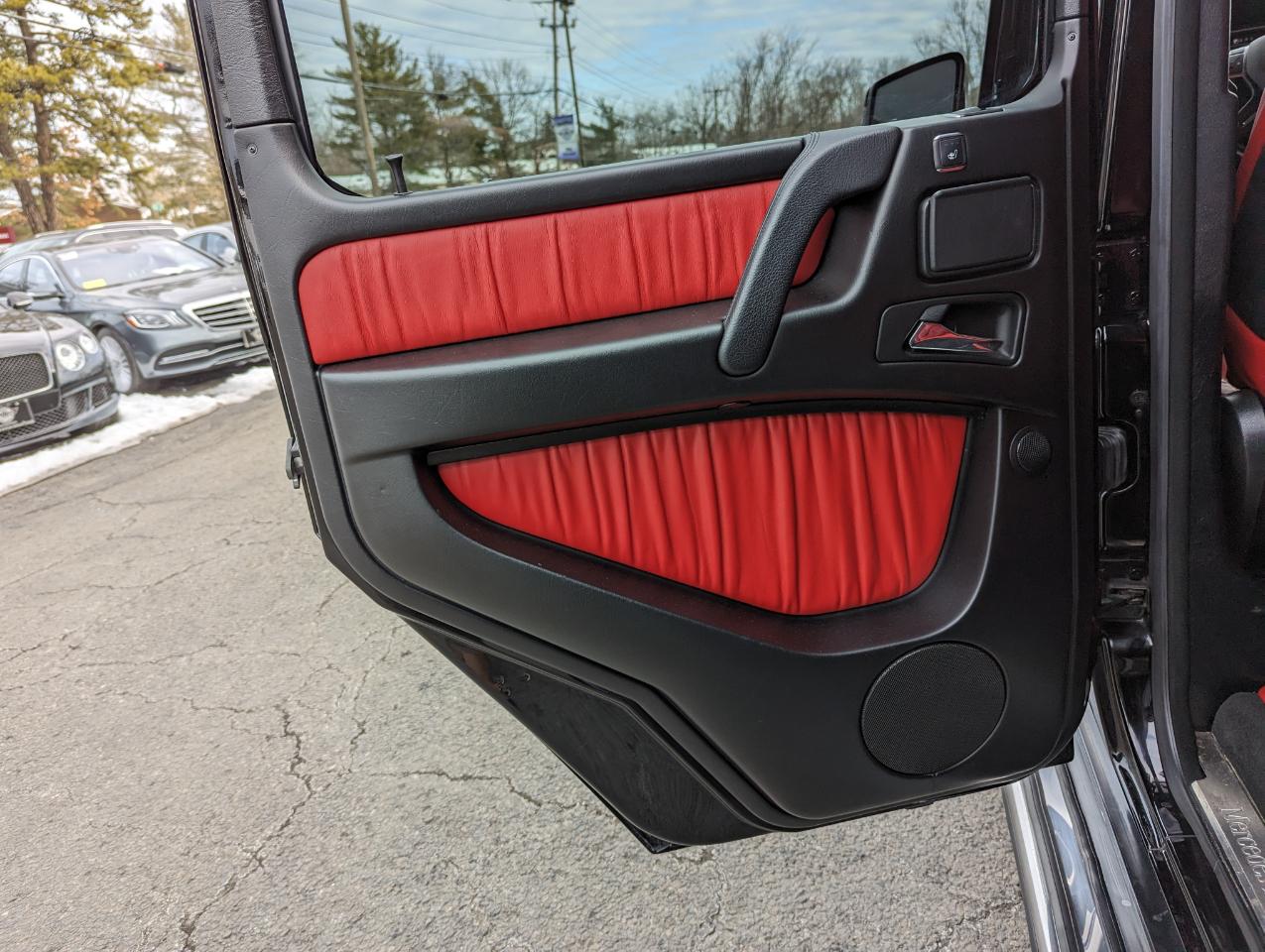 Mercedes-Benz G-Class 4MATIC 4dr G 550 2016