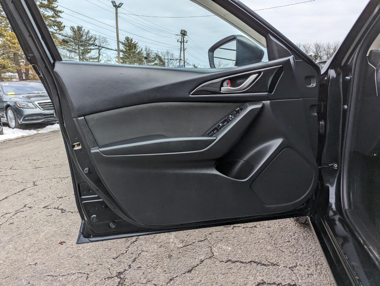 Mazda MAZDA3 4dr Sdn Auto i Sport 2016