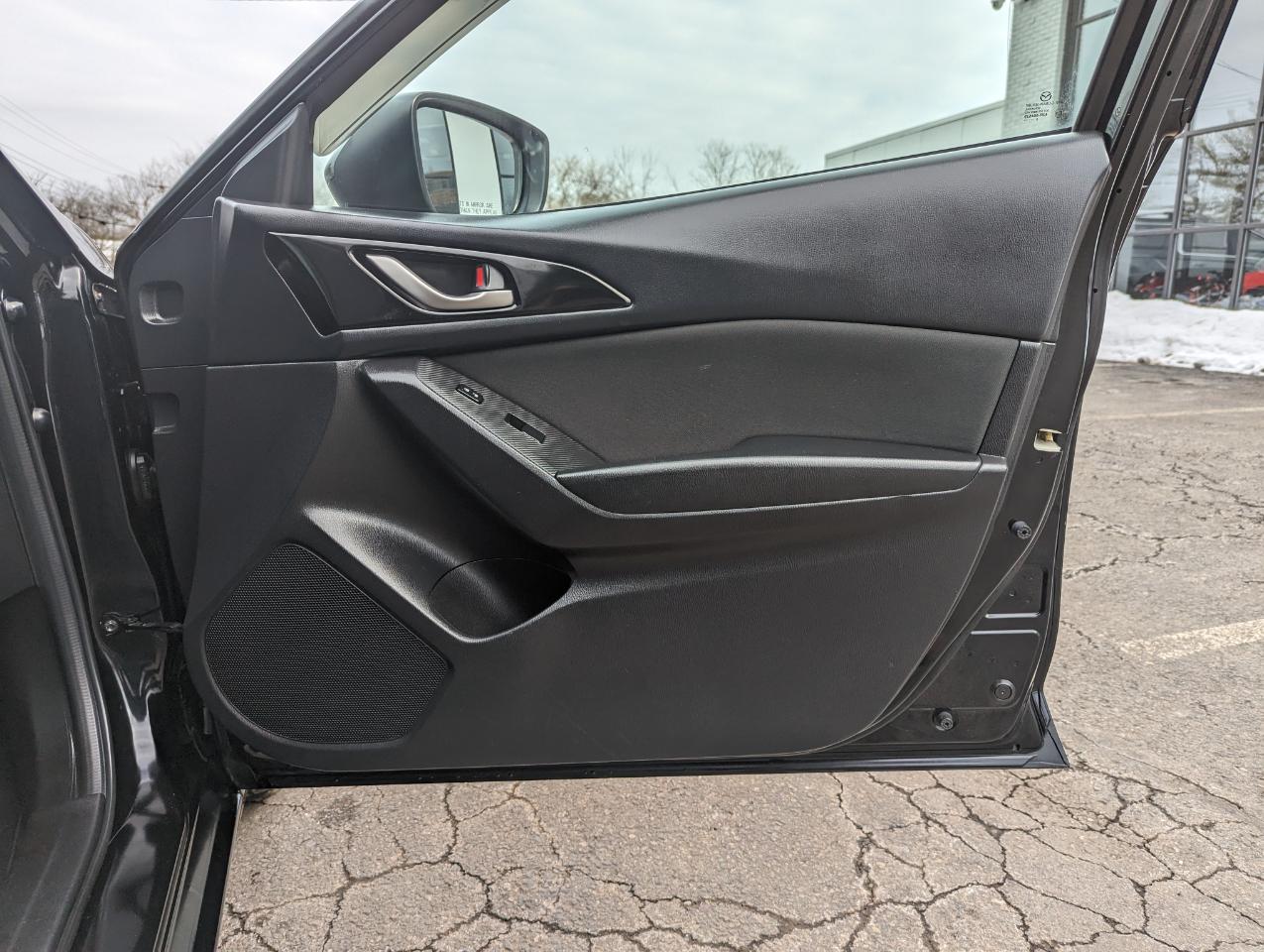 Mazda MAZDA3 4dr Sdn Auto i Sport 2016