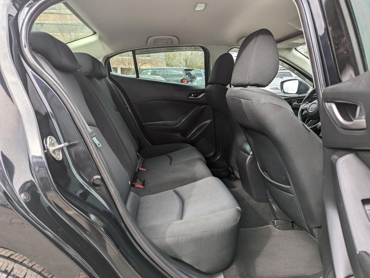 Mazda MAZDA3 4dr Sdn Auto i Sport 2016