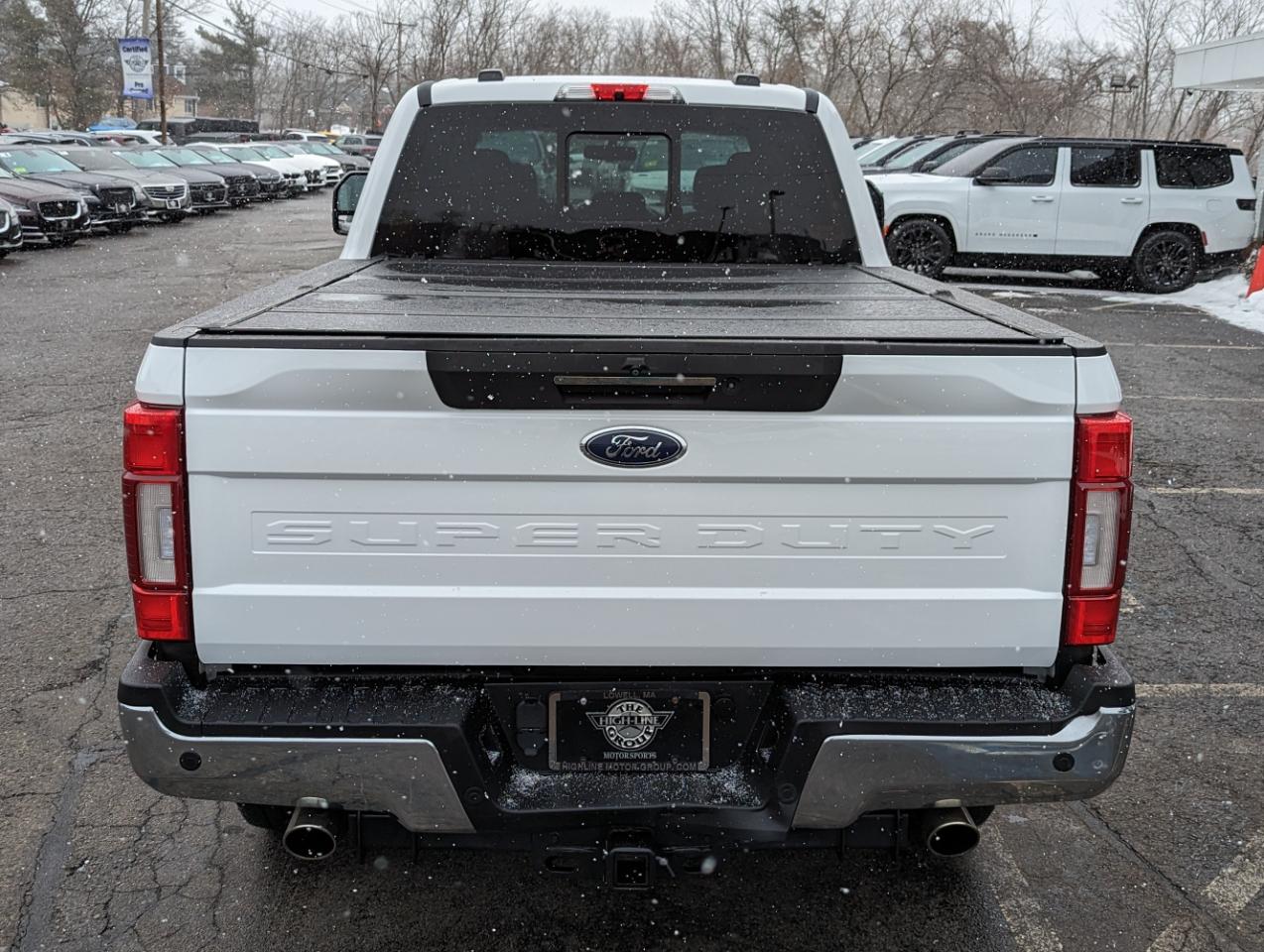 Ford Super Duty F-350 SRW Lariat 4WD Crew Cab 8' Box 2022