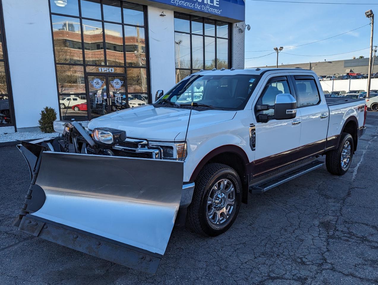 Ford Super Duty F-350 SRW Lariat 4WD Crew Cab 8' Box 2022