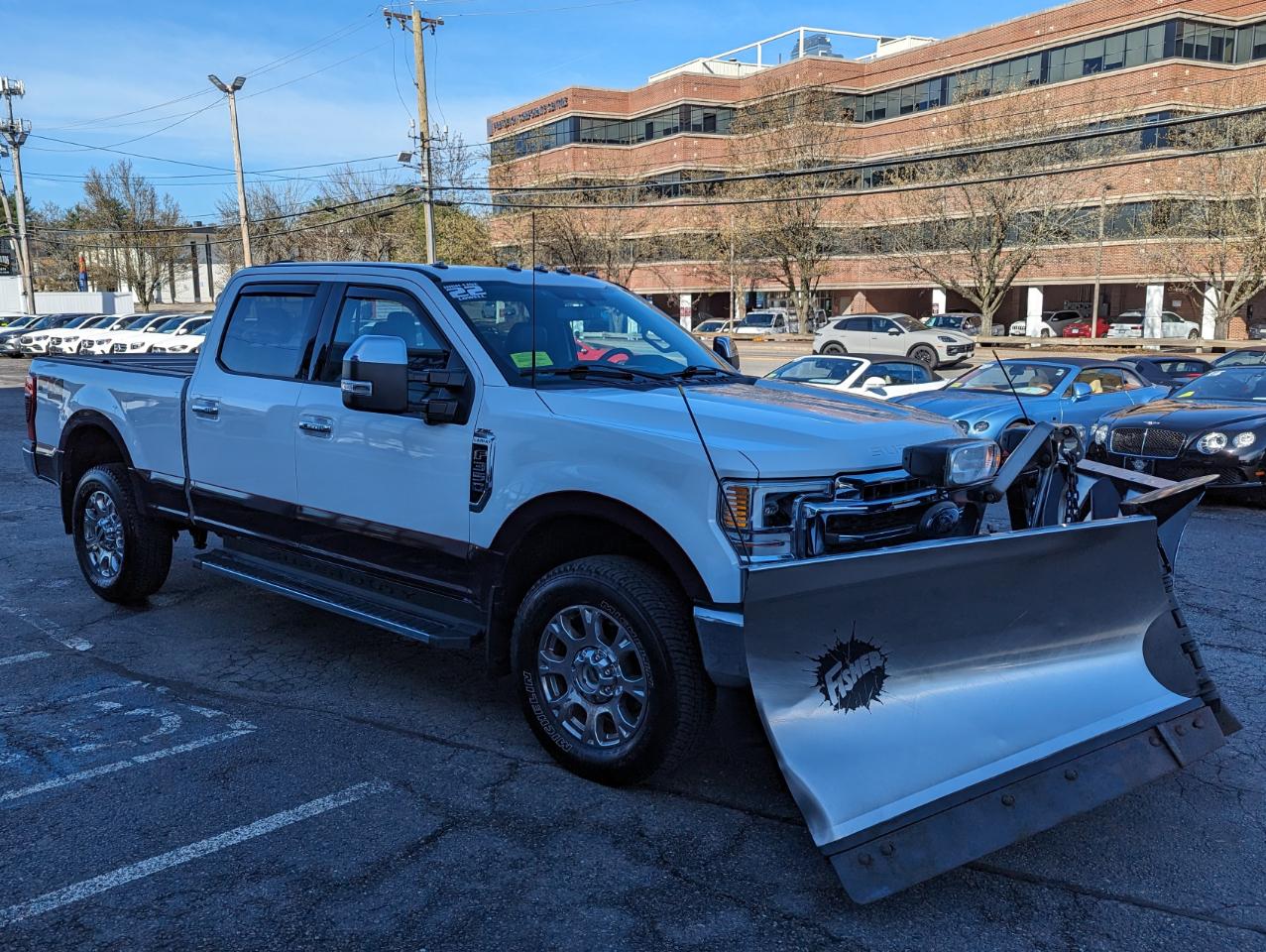 Ford Super Duty F-350 SRW Lariat 4WD Crew Cab 8' Box 2022