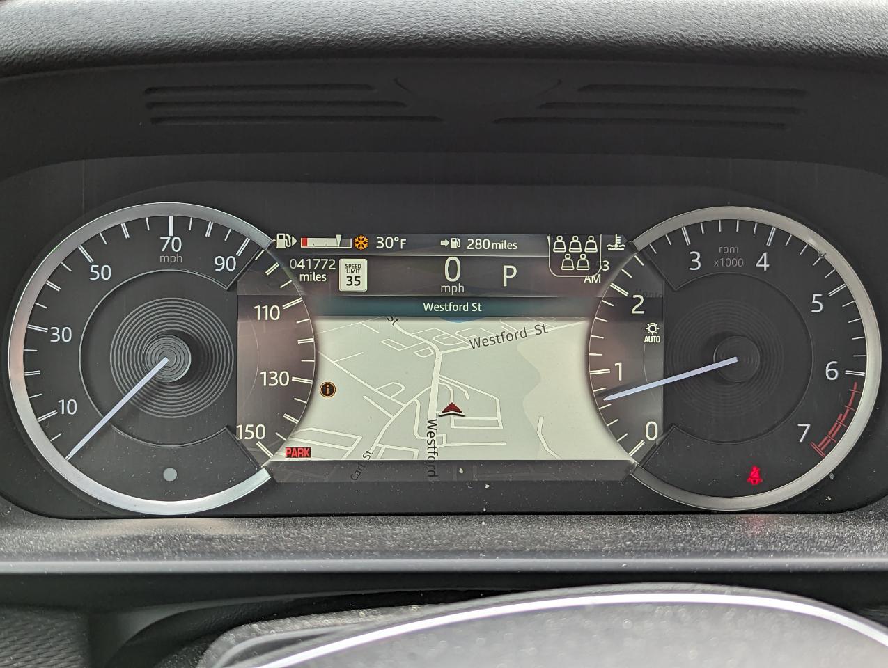 Land Rover Discovery P300 S R-Dynamic 2023