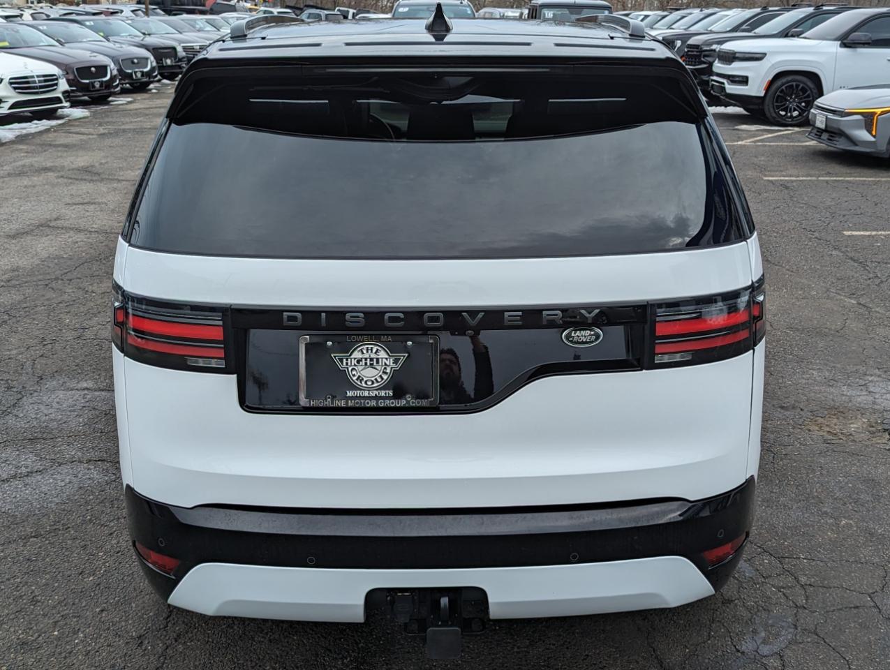 Land Rover Discovery P300 S R-Dynamic 2023