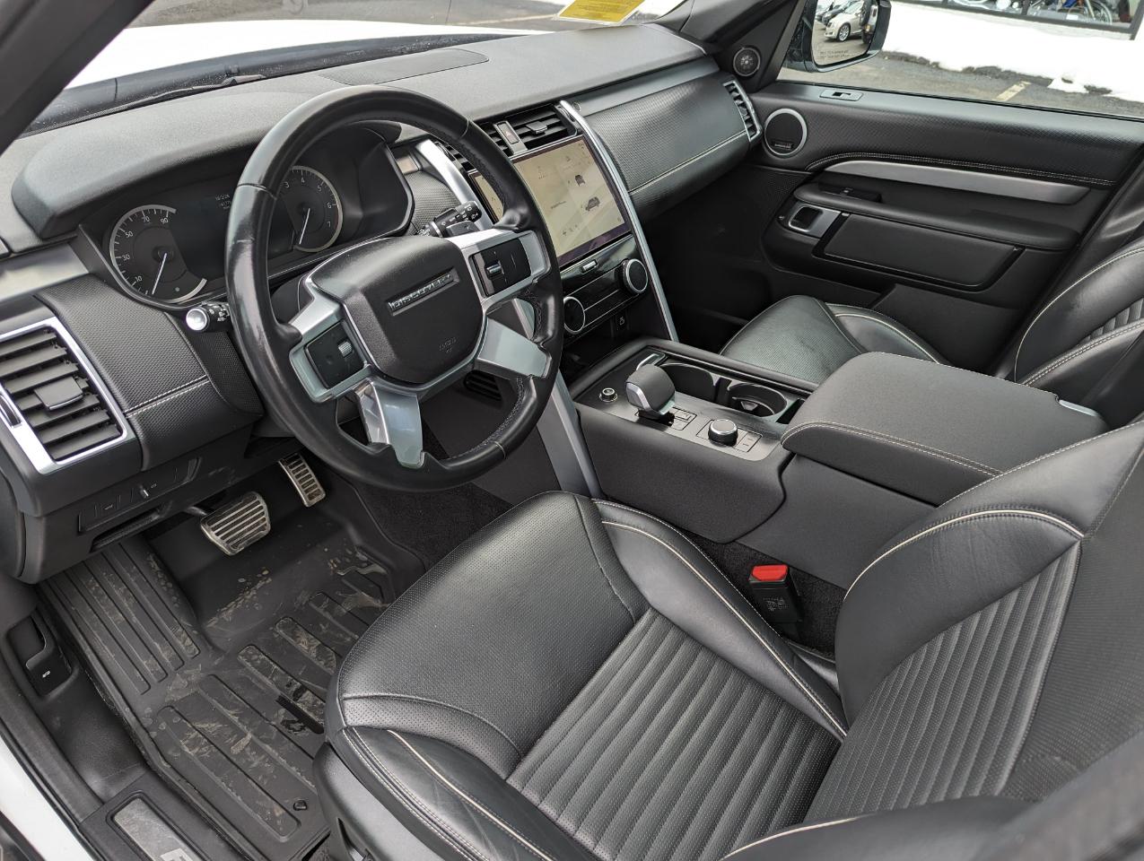 Land Rover Discovery P300 S R-Dynamic 2023