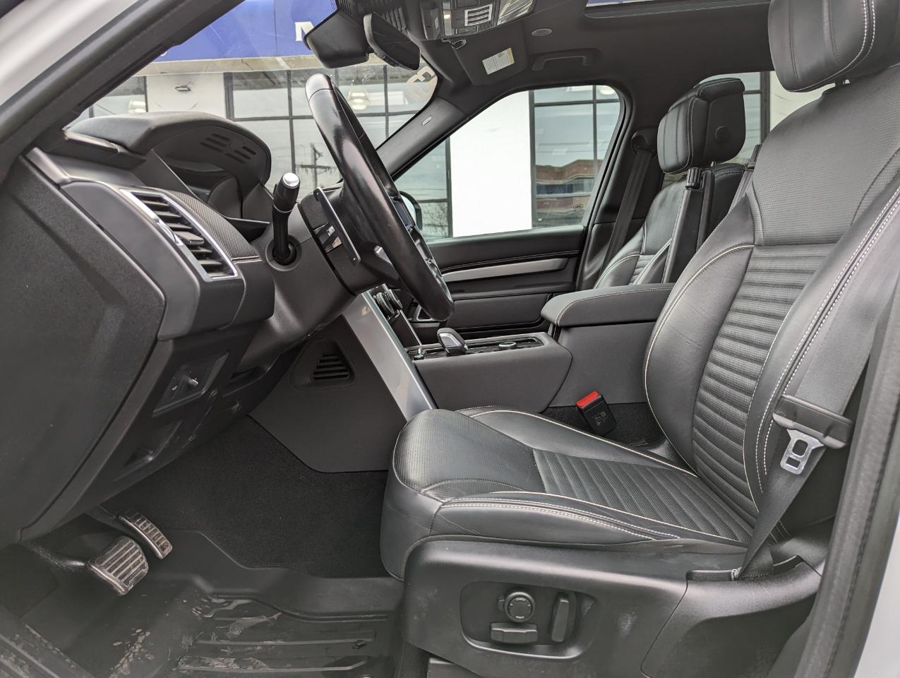 Land Rover Discovery P300 S R-Dynamic 2023