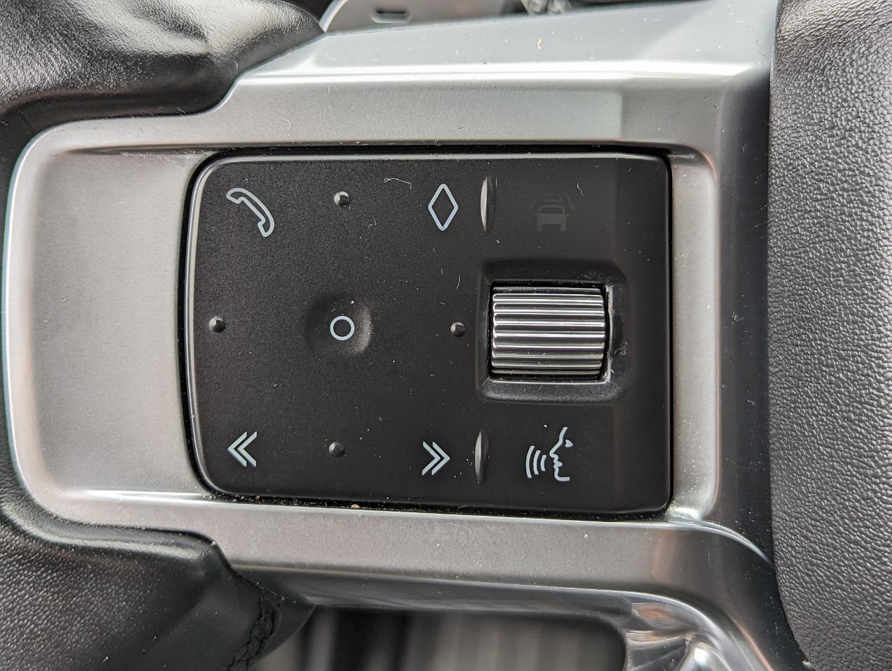 Land Rover Discovery P300 S R-Dynamic 2023