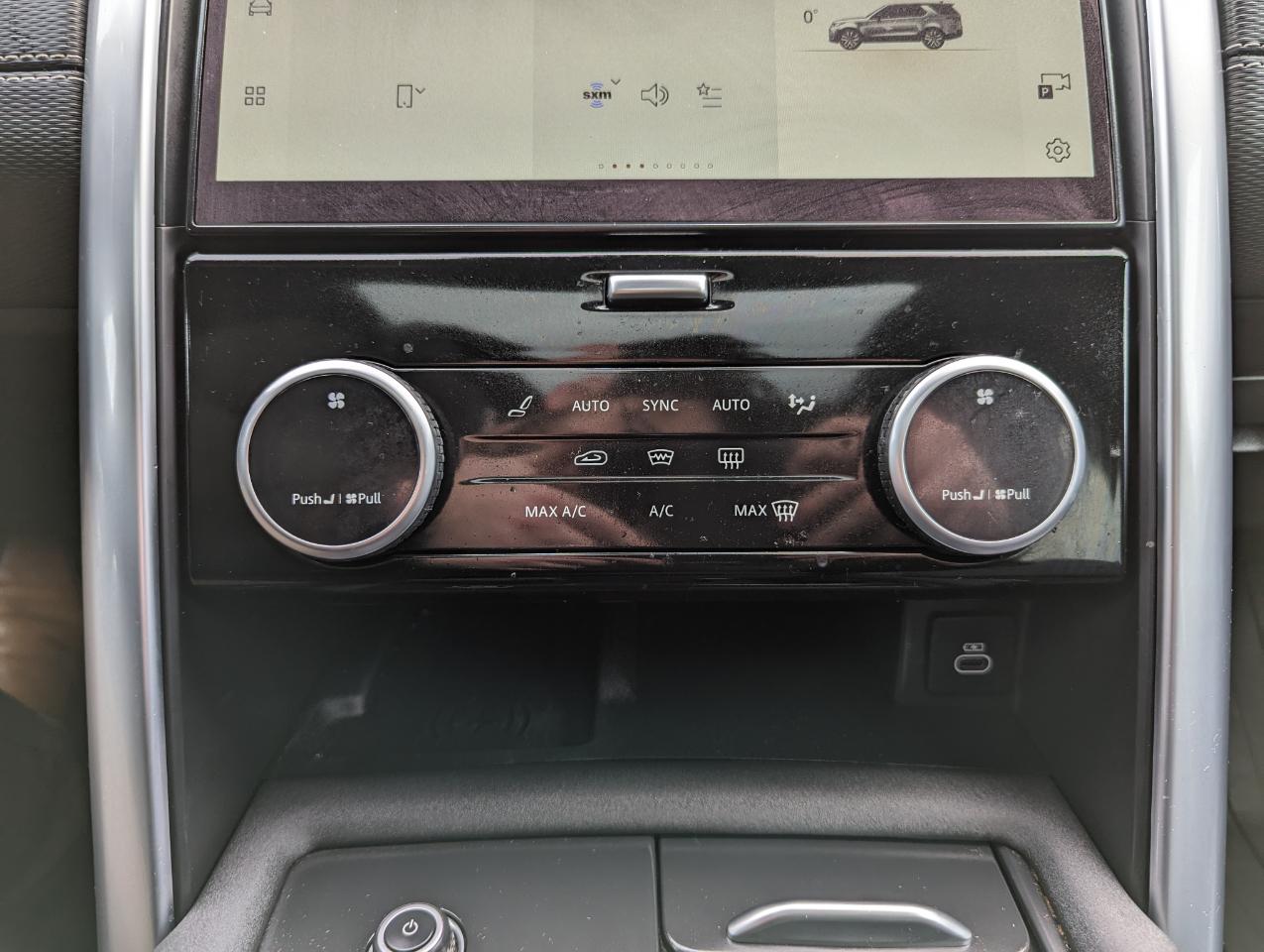 Land Rover Discovery P300 S R-Dynamic 2023