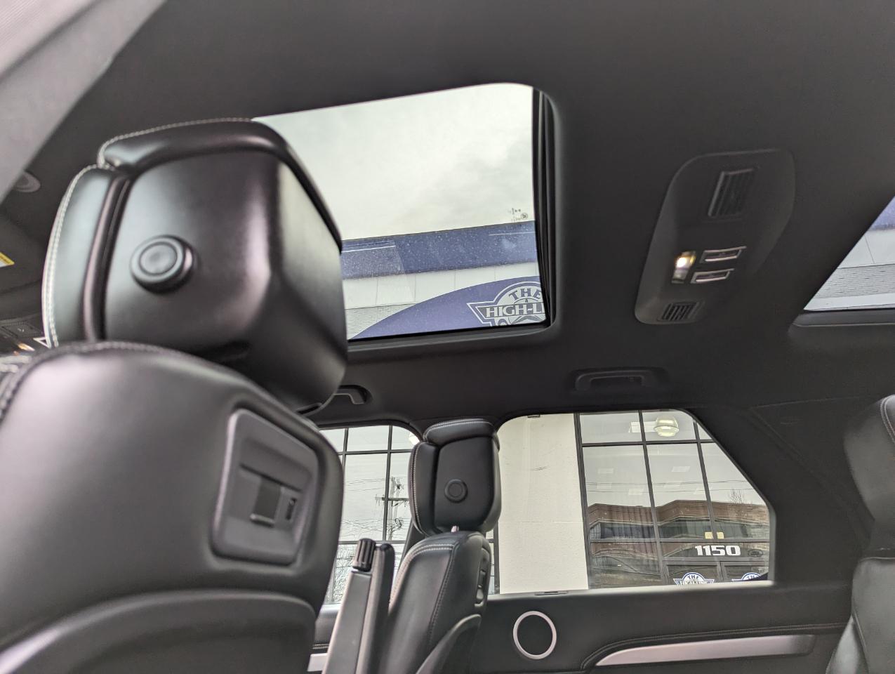 Land Rover Discovery P300 S R-Dynamic 2023