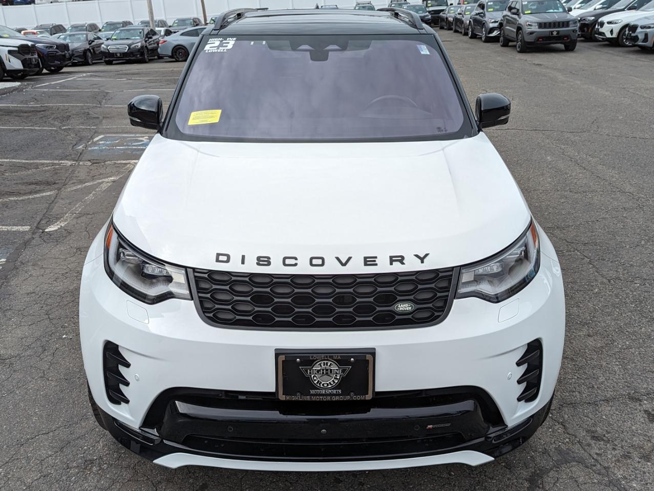 Land Rover Discovery P300 S R-Dynamic 2023