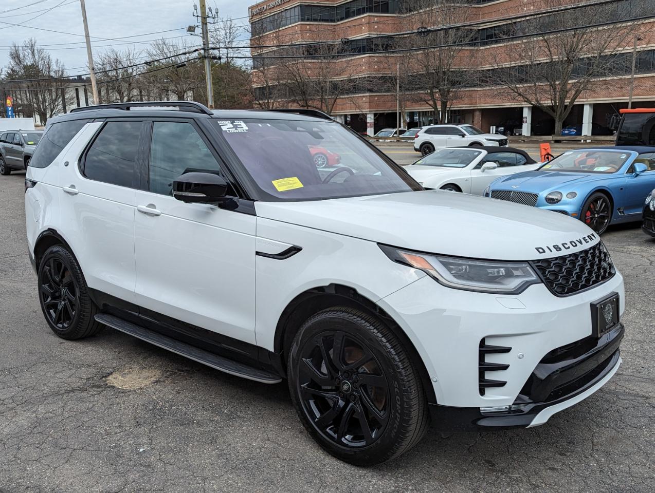 Land Rover Discovery P300 S R-Dynamic 2023