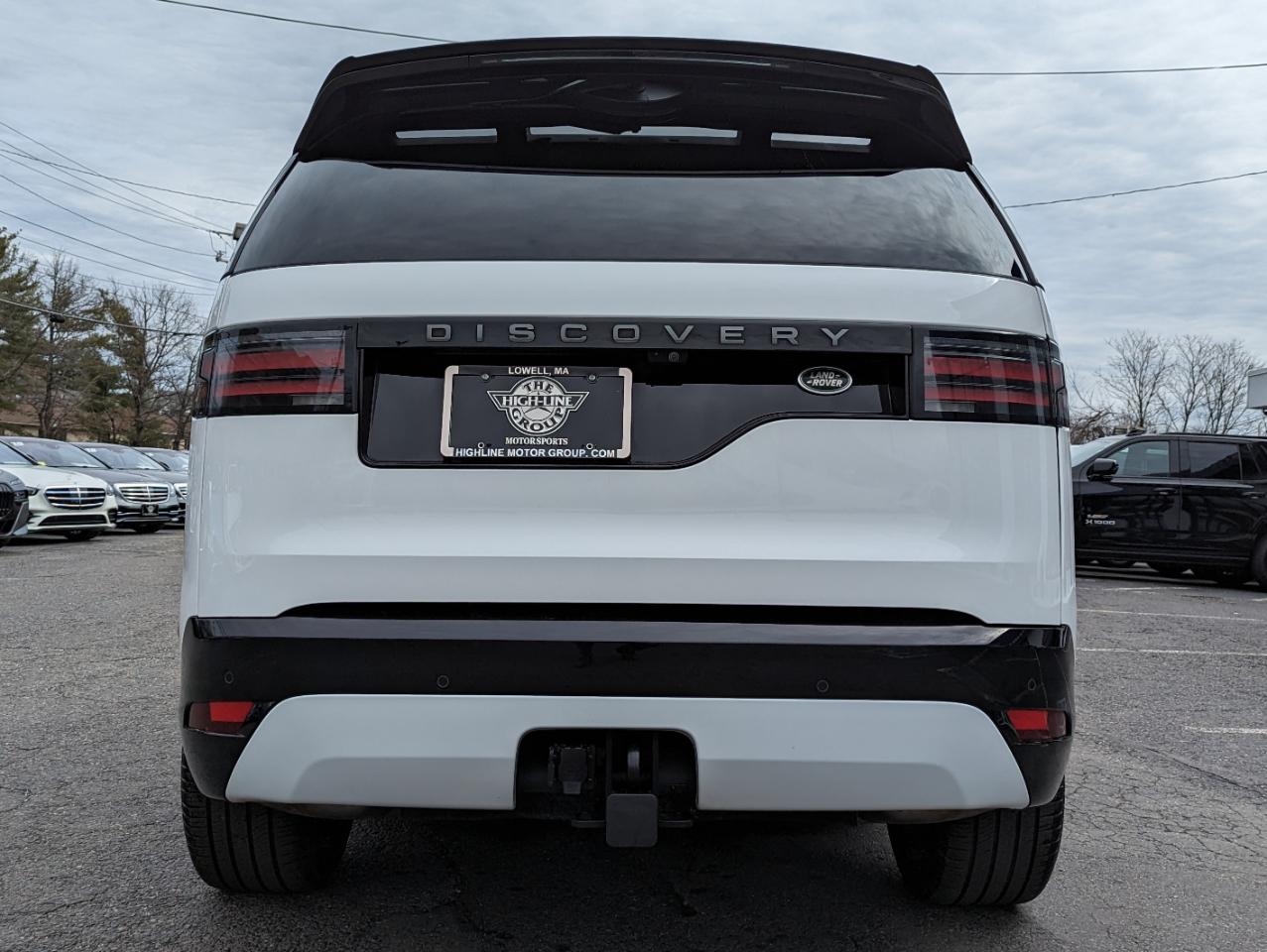 Land Rover Discovery P300 S R-Dynamic 2023