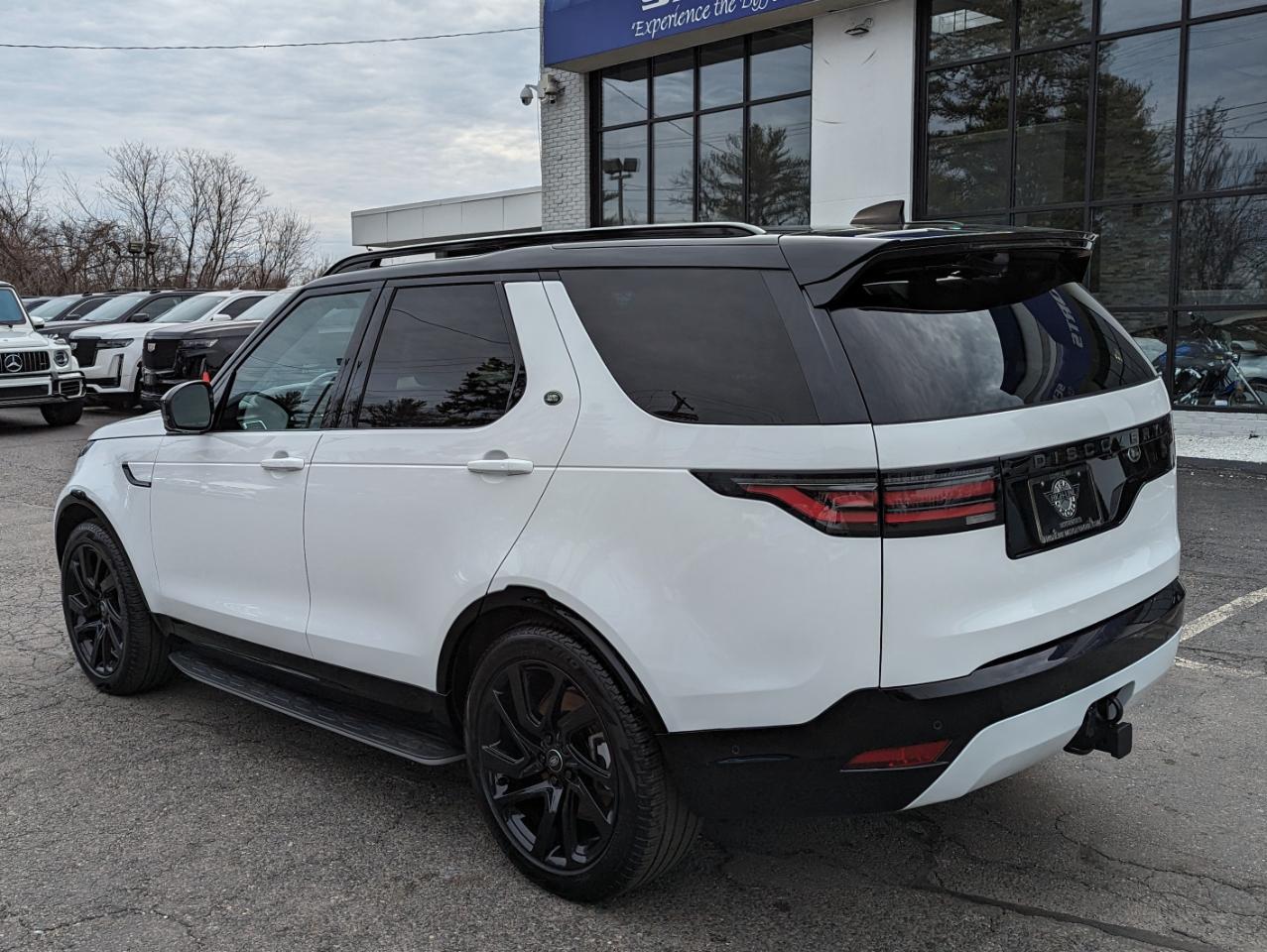 Land Rover Discovery P300 S R-Dynamic 2023