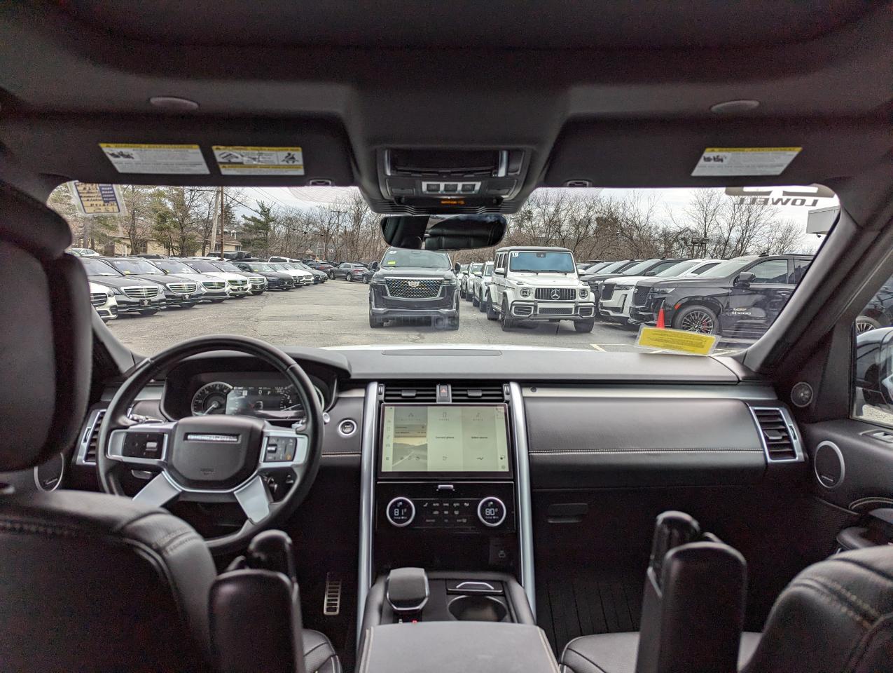 Land Rover Discovery P300 S R-Dynamic 2023