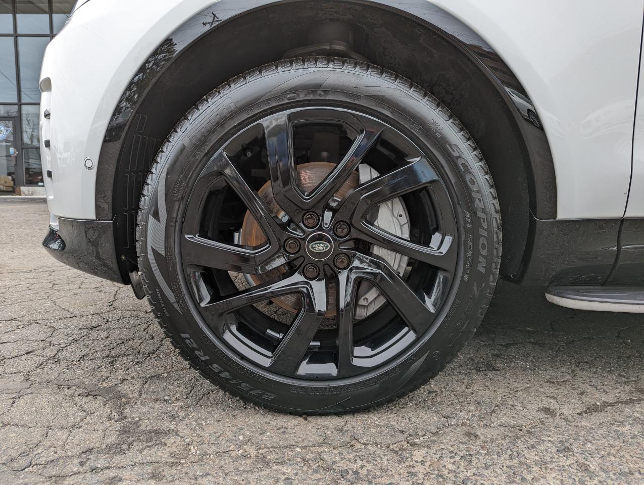 Land Rover Discovery P300 S R-Dynamic 2023