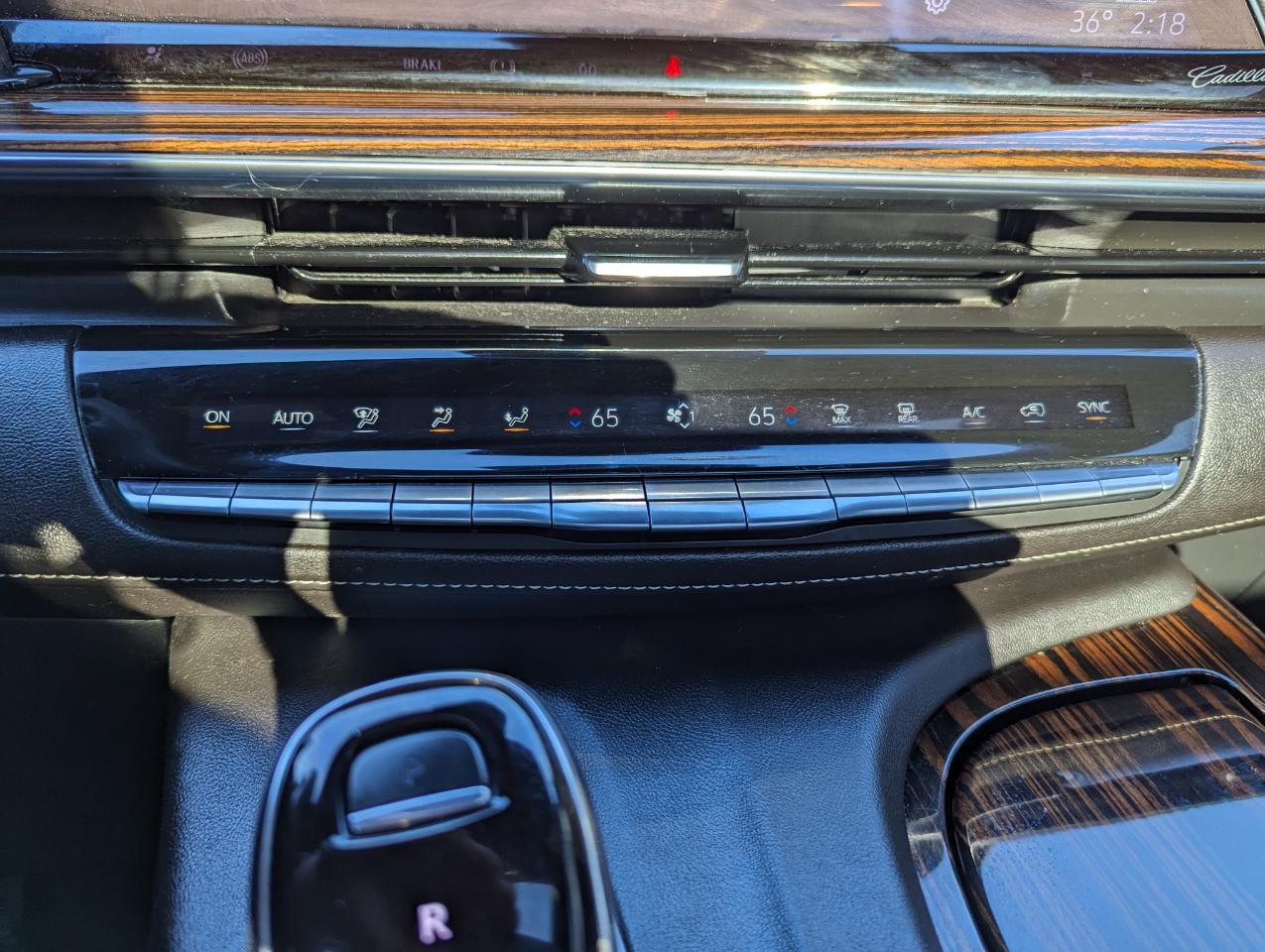 Cadillac Escalade 2WD 4dr Premium Luxury 2022