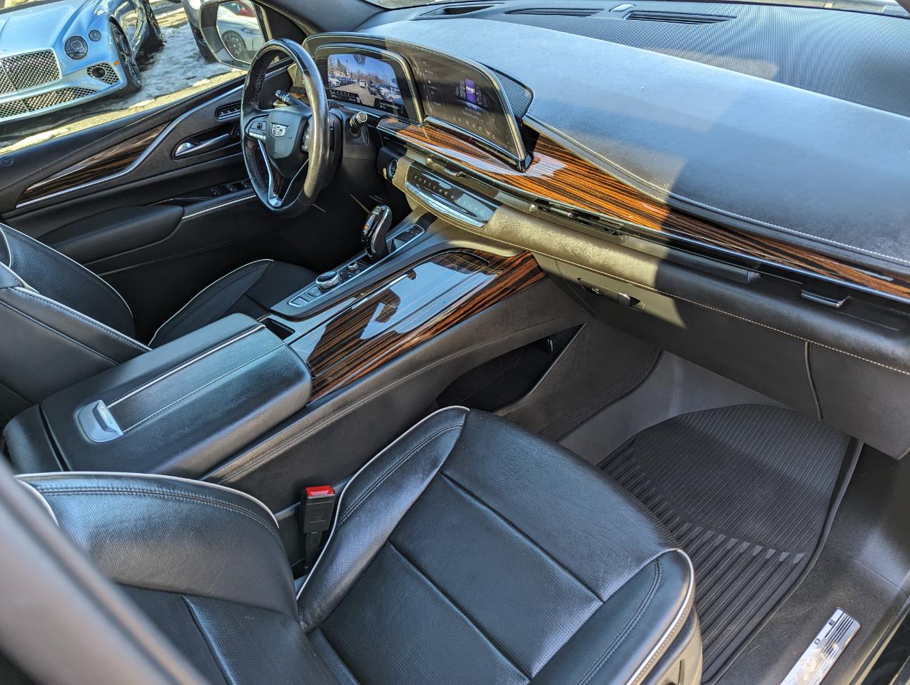 Cadillac Escalade 2WD 4dr Premium Luxury 2022