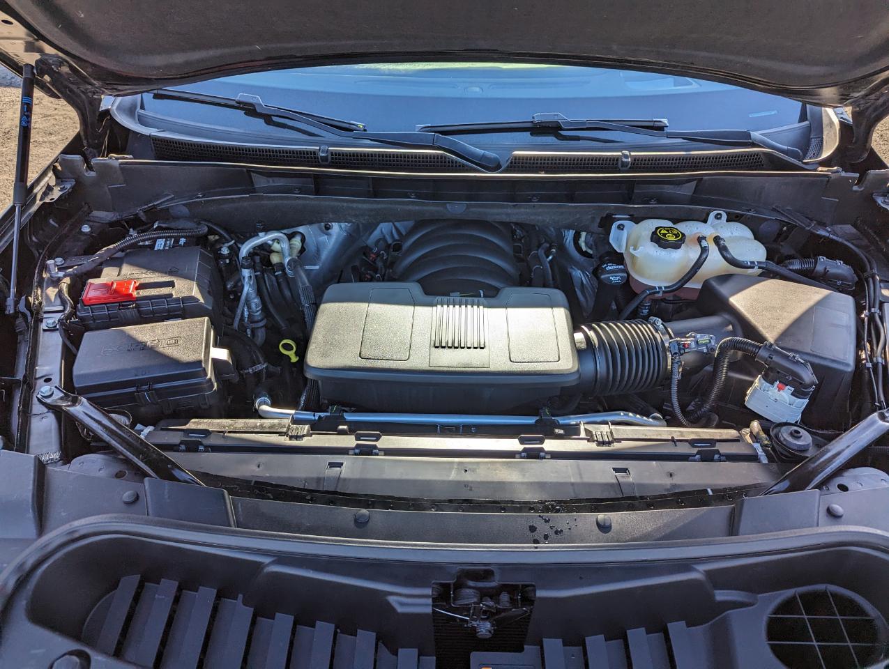 Cadillac Escalade 2WD 4dr Premium Luxury 2022