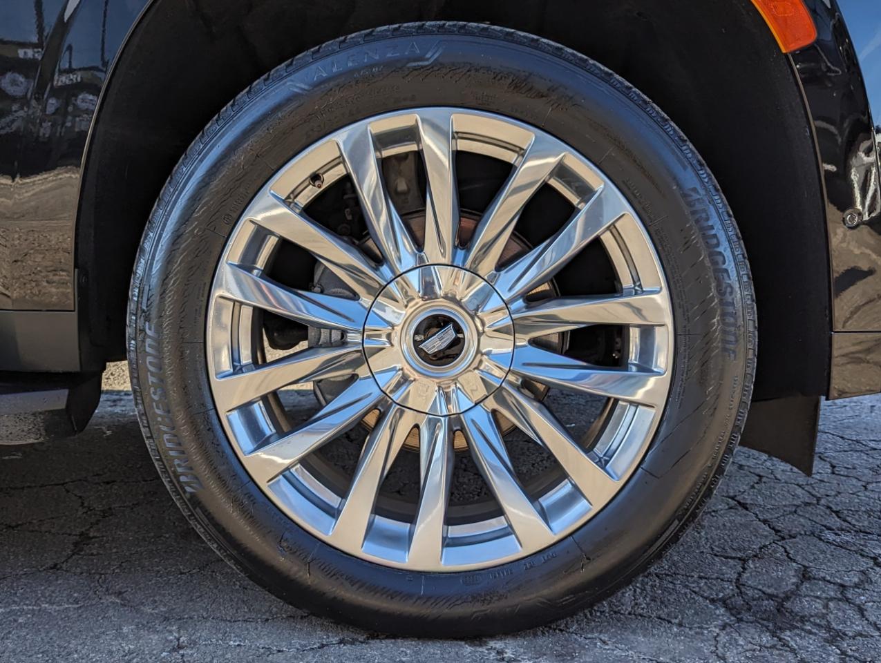 Cadillac Escalade 2WD 4dr Premium Luxury 2022